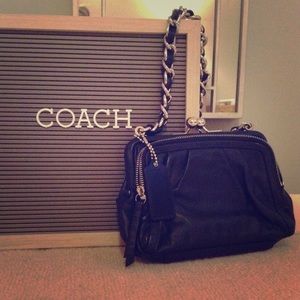 COACH BLACK LEATHER CHAIN LINK BAG